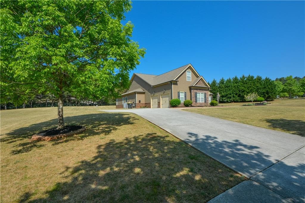 4 bedroom, 4 bathroom, 3,073 sq ft single family residence for sale at 125 Haddonstone Drive, Fayetteville, GA 30215 — photo 5