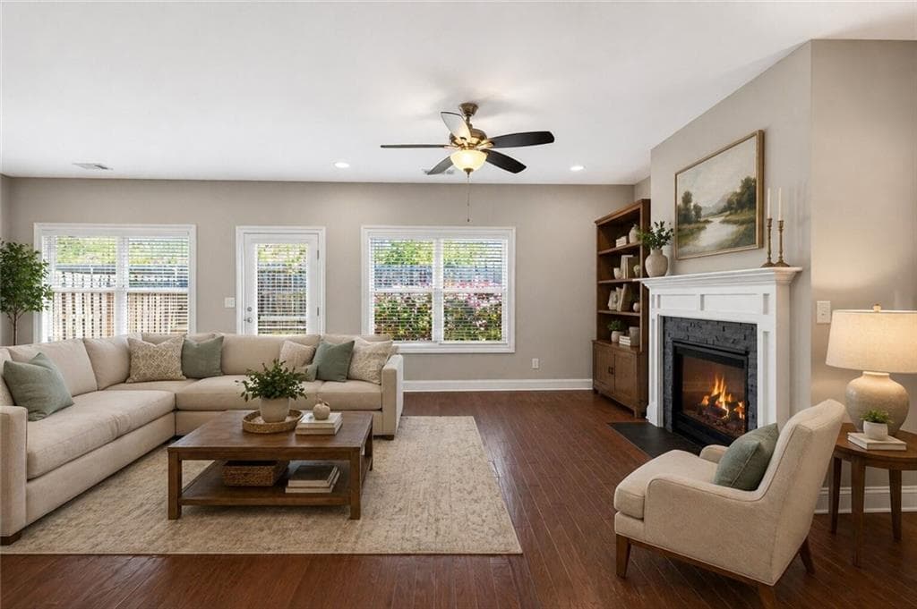3 bedroom, 3 bathroom, 2,049 sq ft single family residence for sale at 1055 Johnson Grove, Atlanta, GA 30318 — photo 10