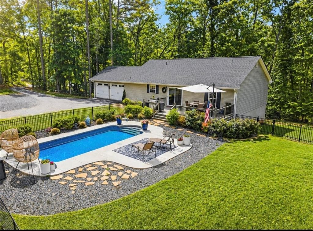 5 bedroom, 3 bathroom, 2,487 sq ft single family residence sold at 430 Valley Road, Dawsonville, GA 30534