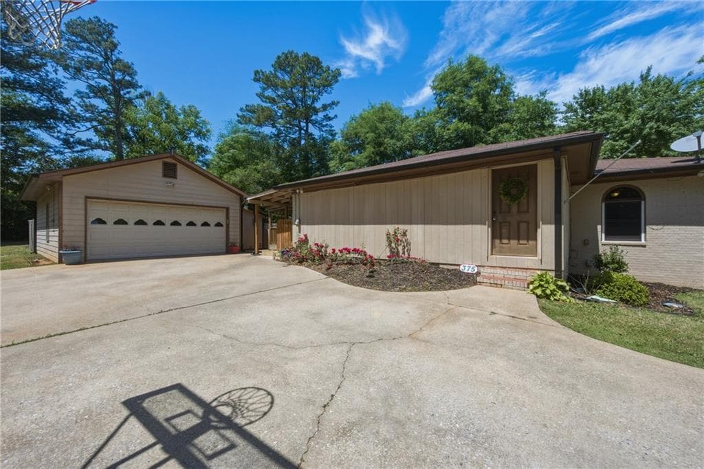 3 bedroom, 3 bathroom, 1,817 sq ft single family residence for sale at 375 Mount Tabor Church Road, Dallas, GA 30157 — photo 3