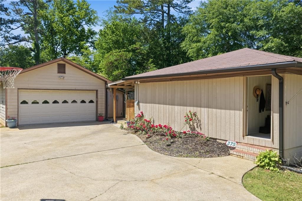 3 bedroom, 3 bathroom, 1,817 sq ft single family residence for sale at 375 Mount Tabor Church Road, Dallas, GA 30157 — photo 4