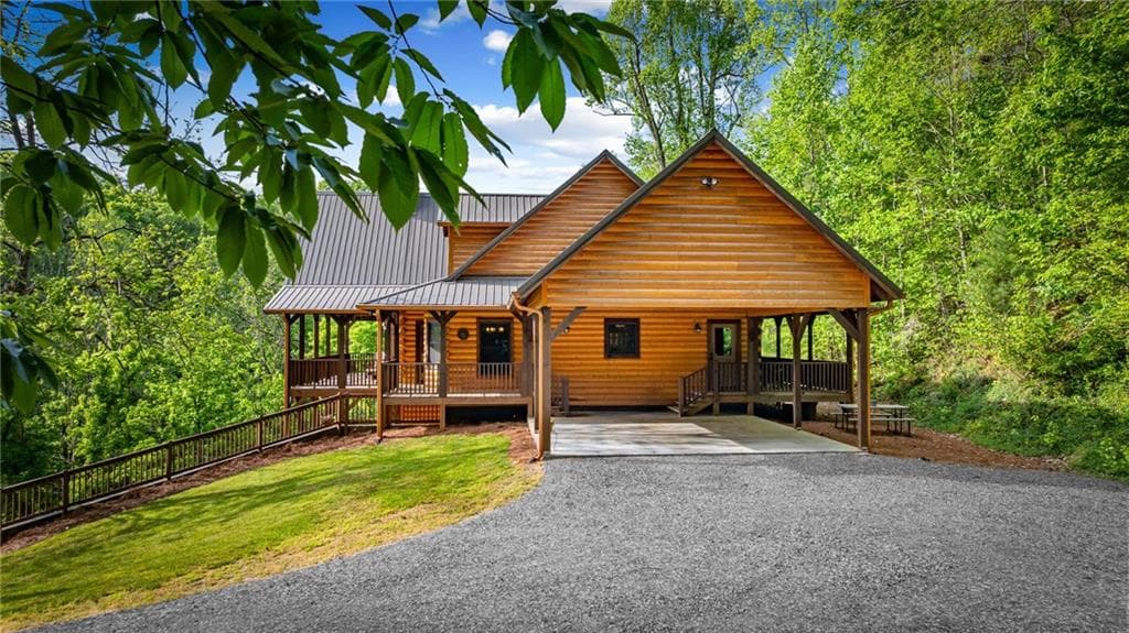5 bedroom, 5 bathroom, 4,265 sq ft single family residence for sale at 460 Wikle Drive, Ellijay, GA 30540 — photo 4