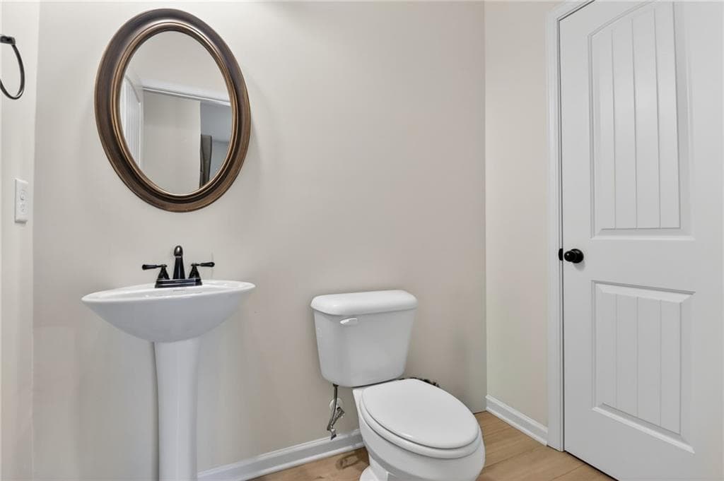4 bedroom, 3 bathroom, 2,668 sq ft single family residence for sale at 229 Sycamore Drive, Calhoun, GA 30701 — photo 9