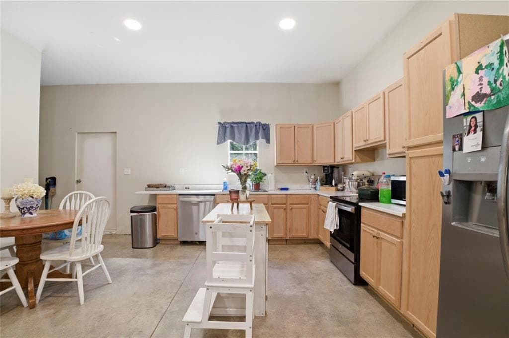 1 bathroom other for sale at 410 Pine Hill Road, Rydal, GA 30171 — photo 8