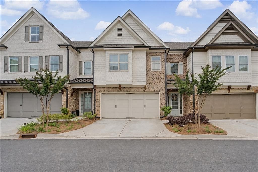 3 bedroom, 3 bathroom, 2,876 sq ft townhouse for sale at 605 Stone Field Run, Marietta, GA 30060 — photo 8