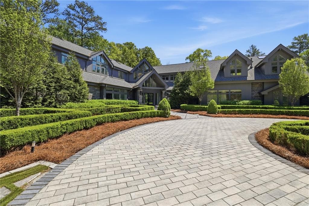 6 bedroom, 12 bathroom, 14,279 sq ft single family residence for sale at 2883 W Roxboro Road, Atlanta, GA 30324 — photo 8