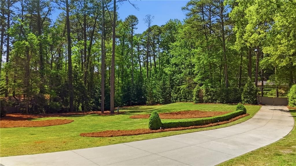 6 bedroom, 12 bathroom, 14,279 sq ft single family residence for sale at 2883 W Roxboro Road, Atlanta, GA 30324 — photo 4