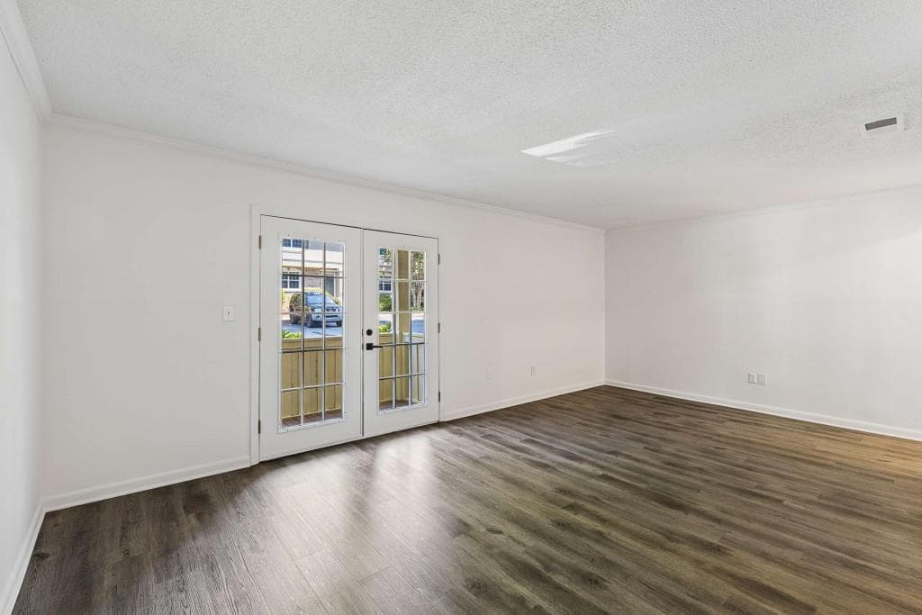 2 bedroom, 2 bathroom, 1,040 sq ft condominium for sale at 6900 Roswell Road Q6, Atlanta, GA 30328 — photo 8
