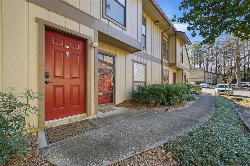 1104 Woodcliff Drive, Atlanta, GA 30350 — most recent listing photo