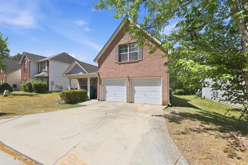 4 bedroom, 3 bathroom, 1,716 sq ft single family residence under contract at 3687 Gray Birch Drive, Decatur, GA 30034 — photo 3