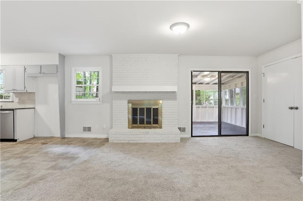 3 bedroom, 2 bathroom, 1,389 sq ft single family residence under contract at 170 Laurien Street, Fayetteville, GA 30214 — photo 4