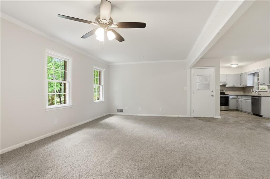 3 bedroom, 2 bathroom, 1,389 sq ft single family residence under contract at 170 Laurien Street, Fayetteville, GA 30214 — photo 6