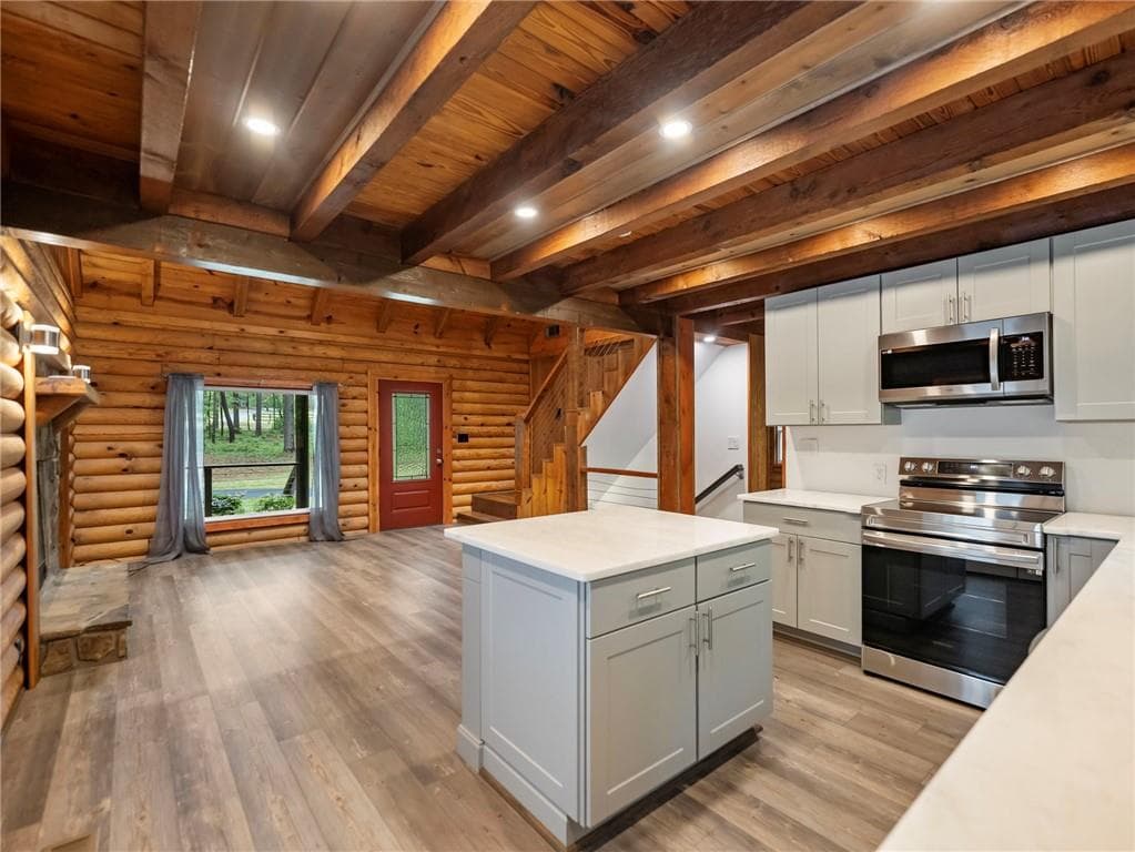 4 bedroom, 3 bathroom, 1,926 sq ft single family residence under contract at 2885 Callie Still Road, Lawrenceville, GA 30045 — photo 9