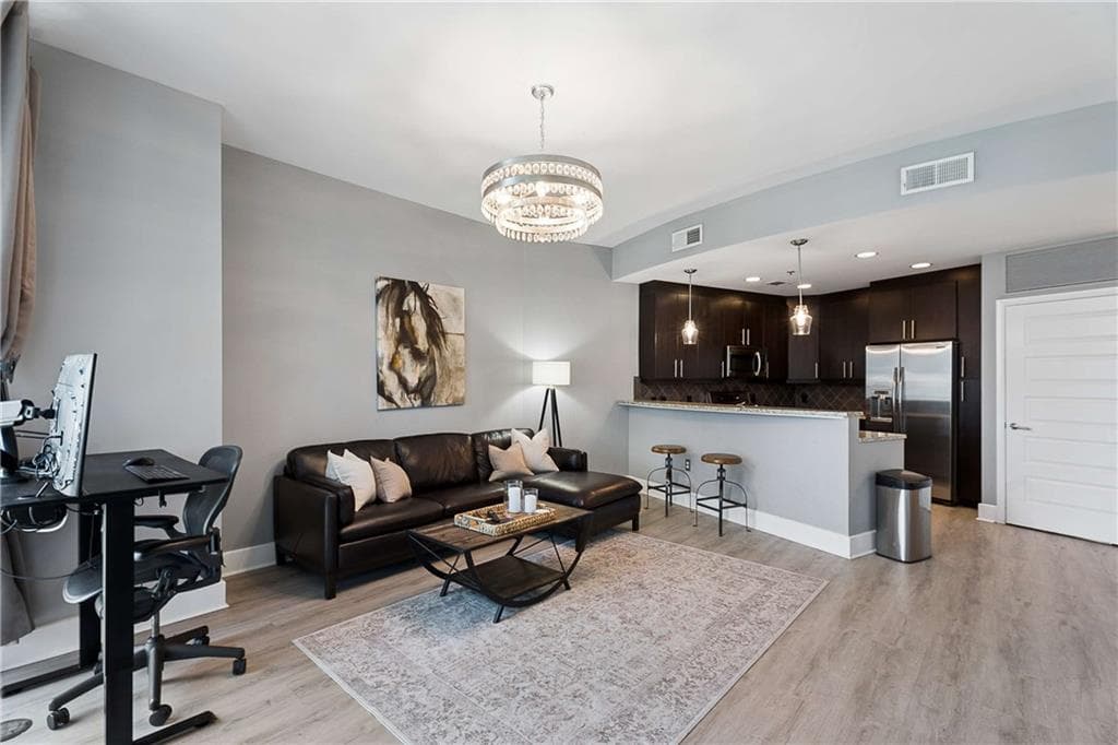 1 bedroom, 1 bathroom, 789 sq ft condominium for sale at 1080 Peachtree Street 1213, Atlanta, GA 30309 — photo 5