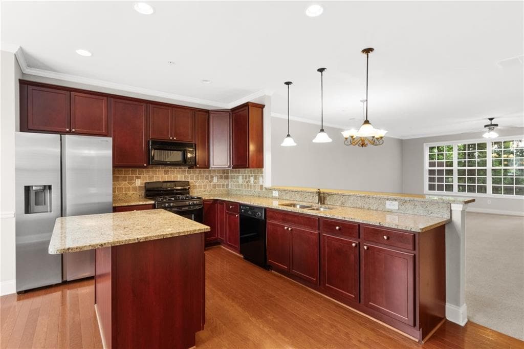 3 bedroom, 4 bathroom, 2,258 sq ft townhouse for sale at 404 Williamson Street 10, Marietta, GA 30060 — photo 9