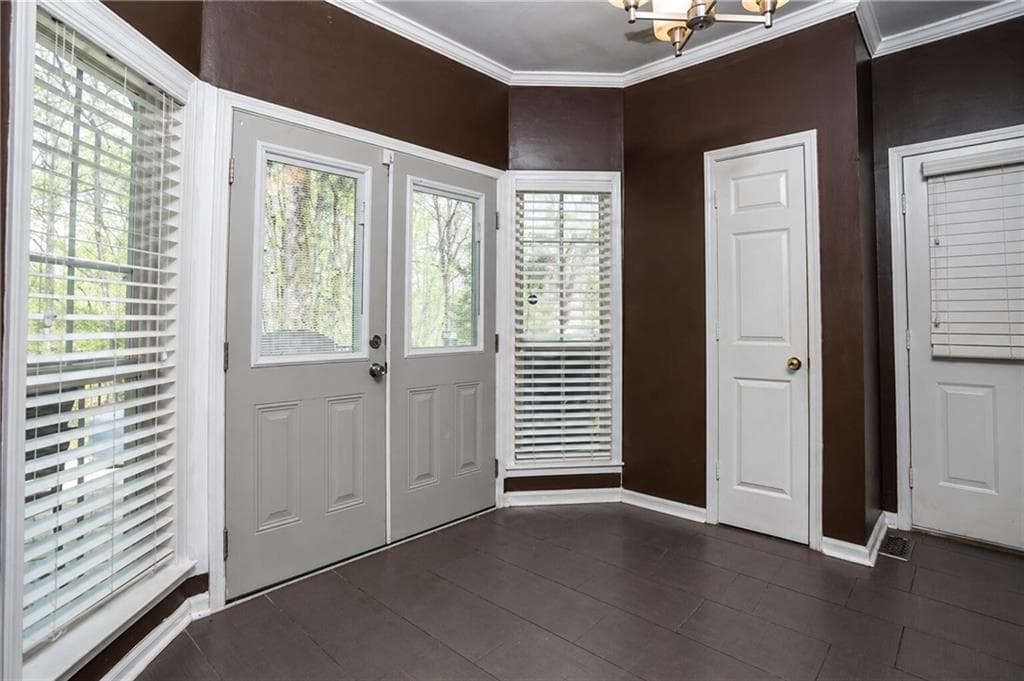 4 bedroom, 4 bathroom, 3,626 sq ft single family residence for sale at 5160 Lakeview Parkway, Villa Rica, GA 30180 — photo 6