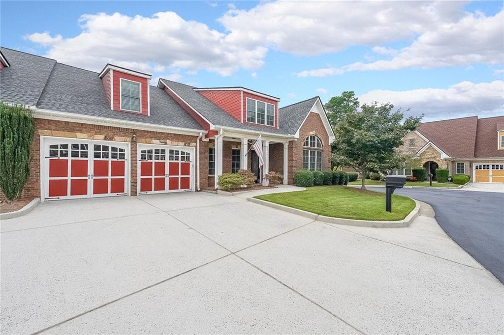 4 bedroom, 4 bathroom, 3,325 sq ft condominium for sale at 2314 Sandy Oaks Drive, Marietta, GA 30066 — photo 3