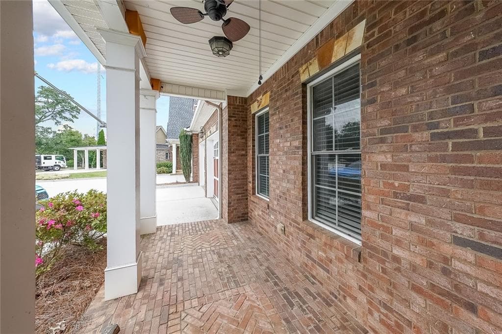 4 bedroom, 4 bathroom, 3,325 sq ft condominium for sale at 2314 Sandy Oaks Drive, Marietta, GA 30066 — photo 5