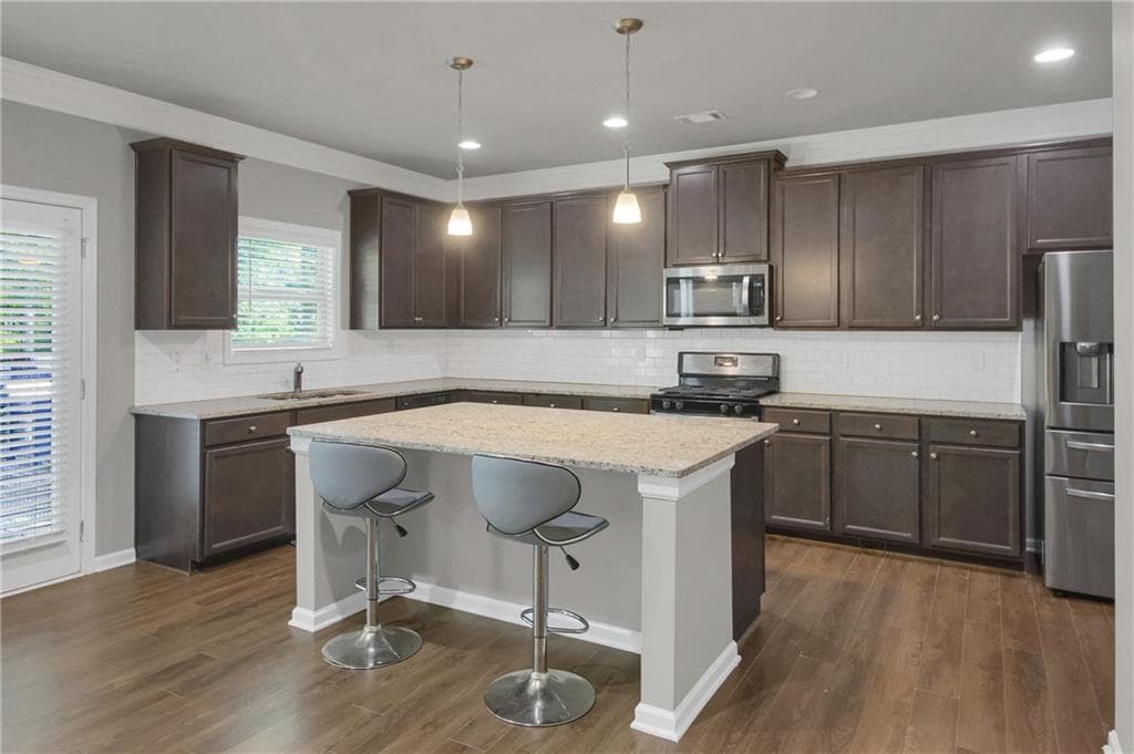 5 bedroom, 3 bathroom, 2,749 sq ft single family residence for sale at 2004 Brittlebank Lane, Lawrenceville, GA 30043 — photo 7