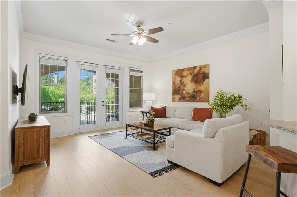 1 bedroom, 1 bathroom, 1,021 sq ft condominium sold at 3621 Vinings Slope 2325, Atlanta, GA 30339