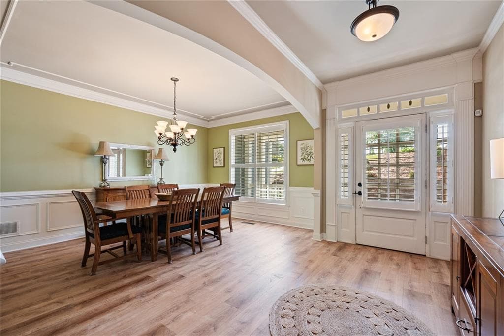 5 bedroom, 5 bathroom, 5,055 sq ft single family residence for sale at 4452 Sandhurst Place, Flowery Branch, GA 30542 — photo 3