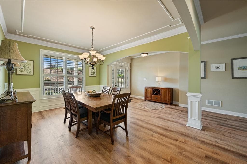 5 bedroom, 5 bathroom, 5,055 sq ft single family residence for sale at 4452 Sandhurst Place, Flowery Branch, GA 30542 — photo 4