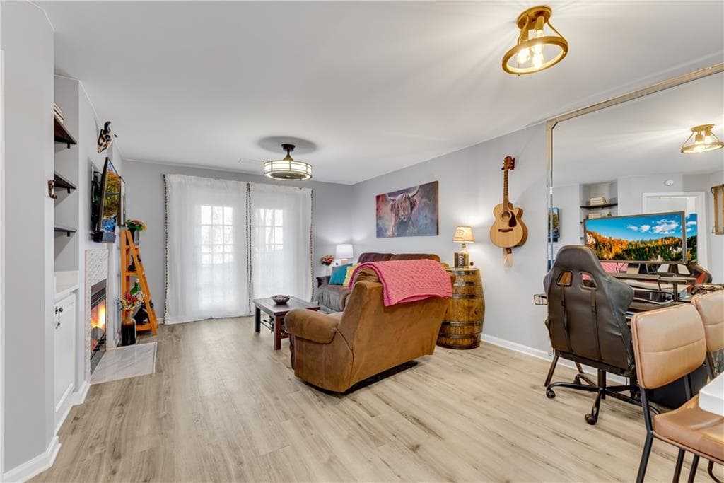 1 bedroom, 1 bathroom, 696 sq ft condominium for sale at 3655 Habersham Road B148, Atlanta, GA 30305 — photo 9