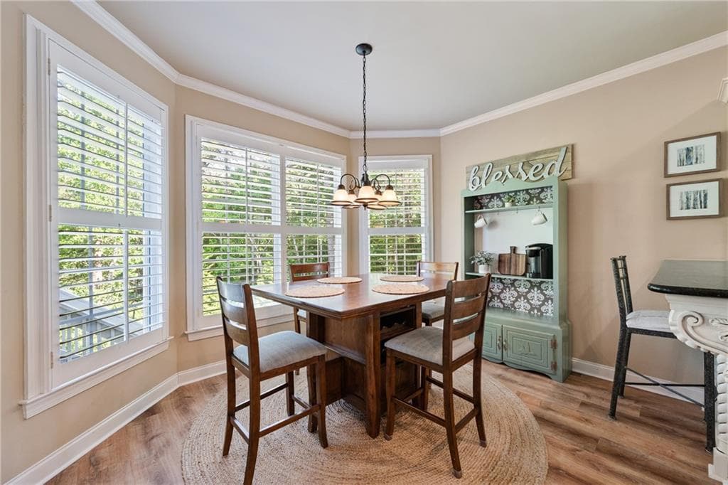 5 bedroom, 5 bathroom, 5,055 sq ft single family residence for sale at 4452 Sandhurst Place, Flowery Branch, GA 30542 — photo 9