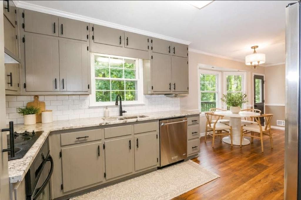 4 bedroom, 3 bathroom, 2,522 sq ft single family residence for rent at 3406 Salem East Drive, Conyers, GA 30013 for $2,450 a month — photo 2
