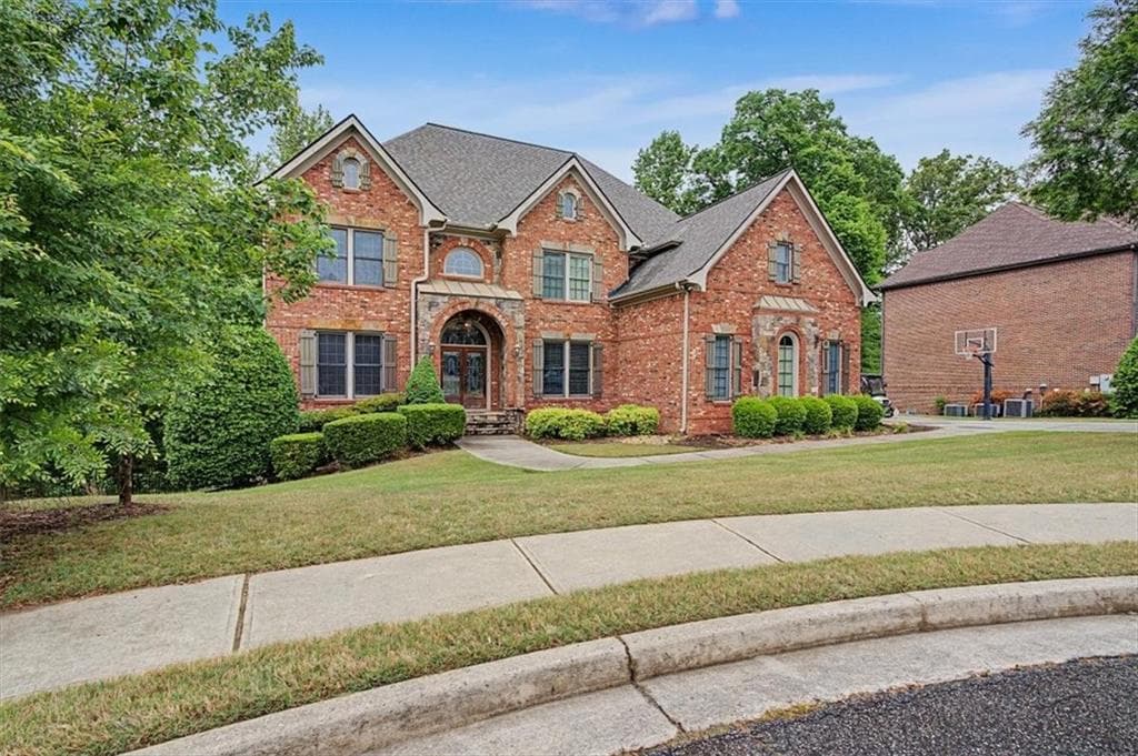 6 bedroom, 7 bathroom, 7,941 sq ft single family residence under contract at 3155 Rock Manor Way, Buford, GA 30519 — photo 2