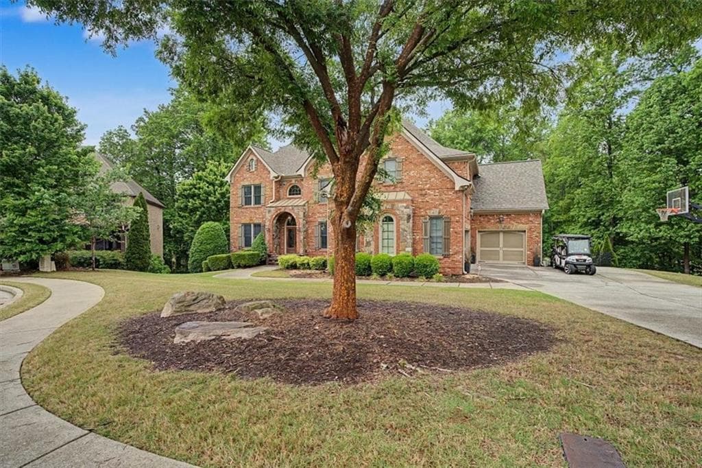 6 bedroom, 7 bathroom, 7,941 sq ft single family residence under contract at 3155 Rock Manor Way, Buford, GA 30519 — photo 3