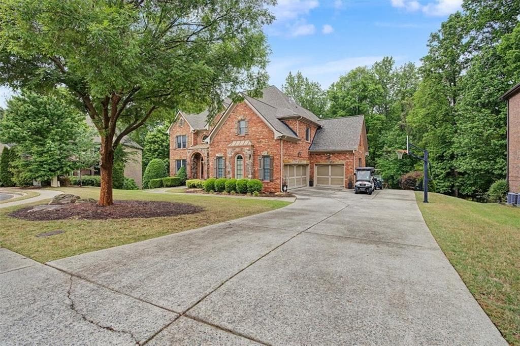 6 bedroom, 7 bathroom, 7,941 sq ft single family residence under contract at 3155 Rock Manor Way, Buford, GA 30519 — photo 4