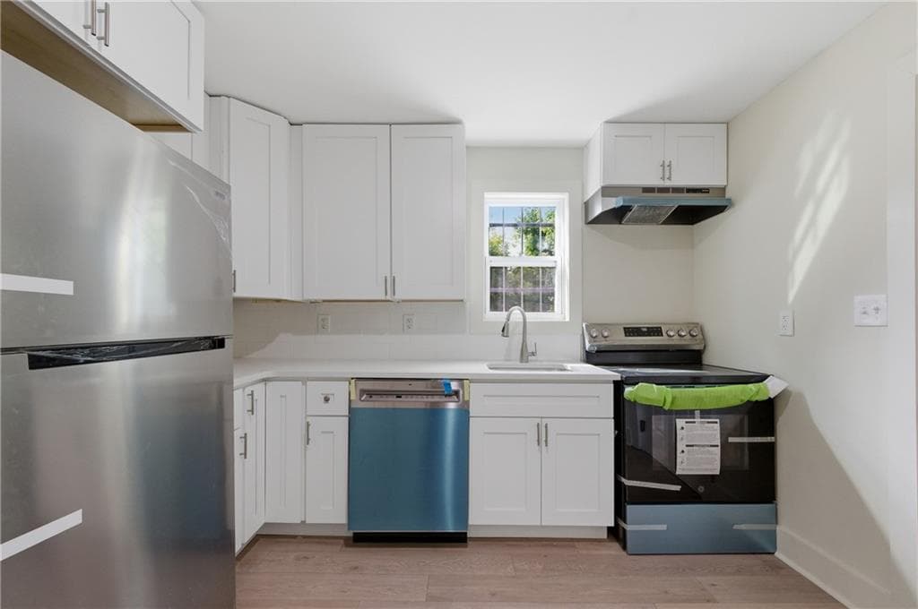 duplex under contract at 1715 Lisbon Drive, Atlanta, GA 30310 — photo 9