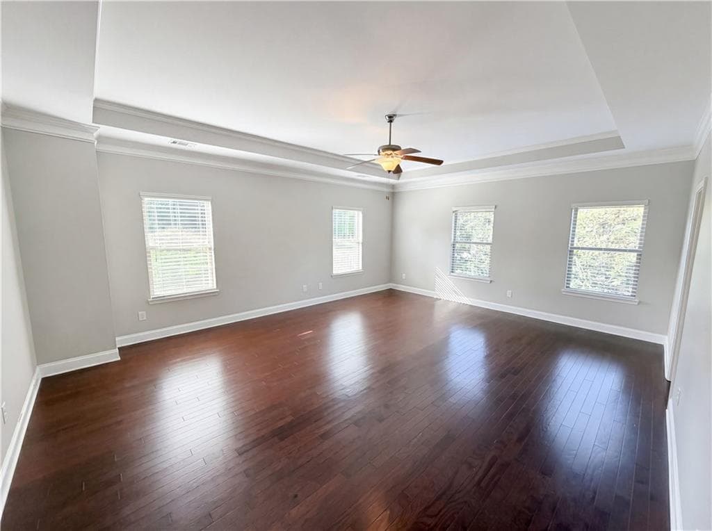 3 bedroom, 3 bathroom, 1,994 sq ft townhouse under contract at 10555 Naramore Lane, Alpharetta, GA 30022 — photo 10