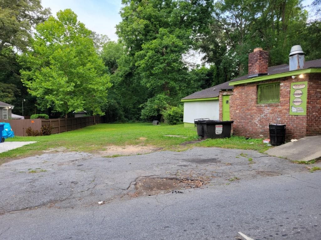 single family residence for sale at 44 Johnson Road, Atlanta, GA 30318 — photo 3