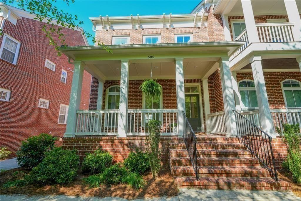 685 Brennan Drive, Decatur, GA 30033 — most recent listing photo