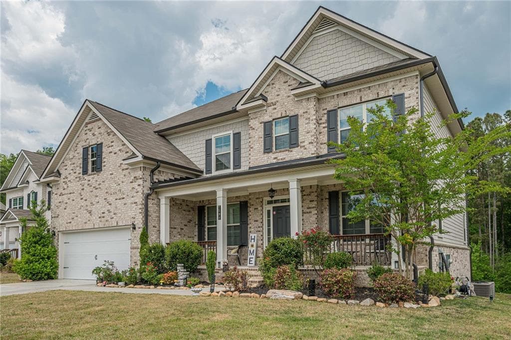 5 bedroom, 4 bathroom, 3,392 sq ft single family residence under contract at 7590 Ansley View Lane, Cumming, GA 30028