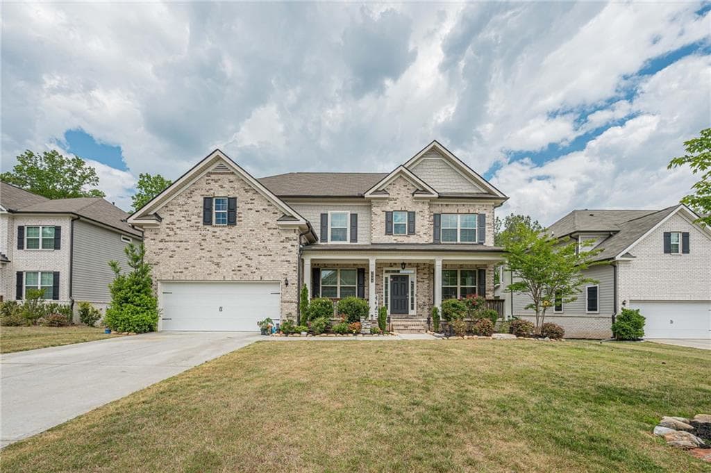 5 bedroom, 4 bathroom, 3,392 sq ft single family residence under contract at 7590 Ansley View Lane, Cumming, GA 30028 — photo 2