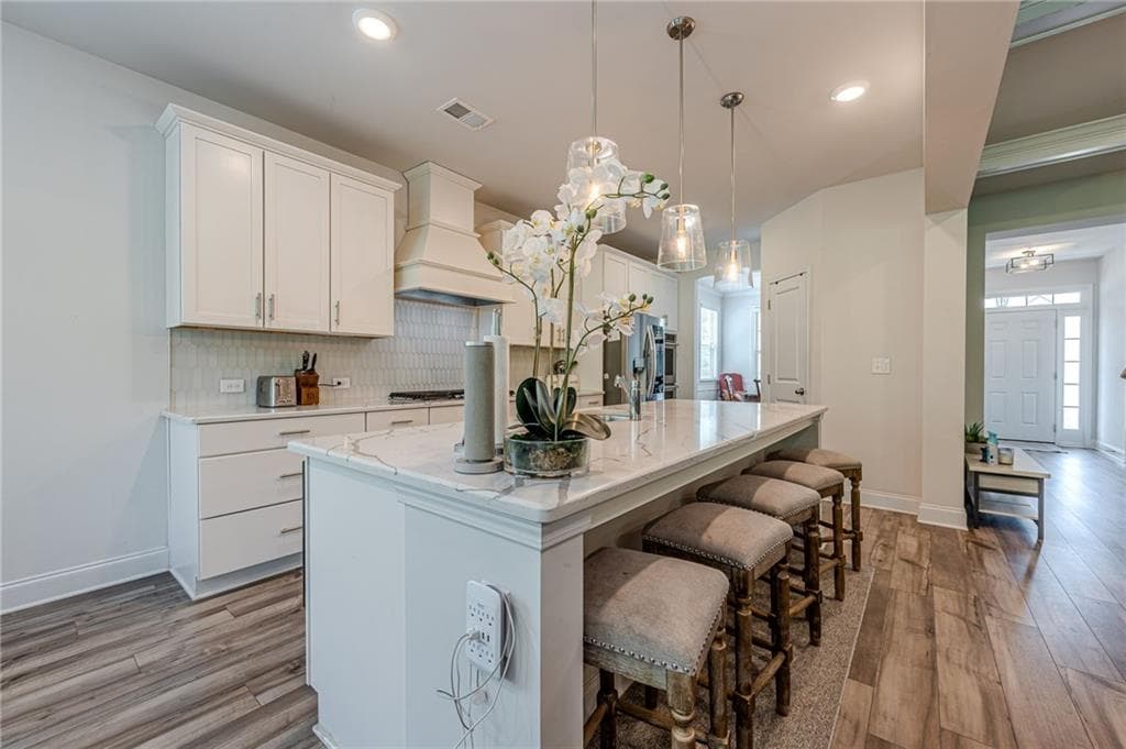 5 bedroom, 4 bathroom, 3,392 sq ft single family residence under contract at 7590 Ansley View Lane, Cumming, GA 30028 — photo 9