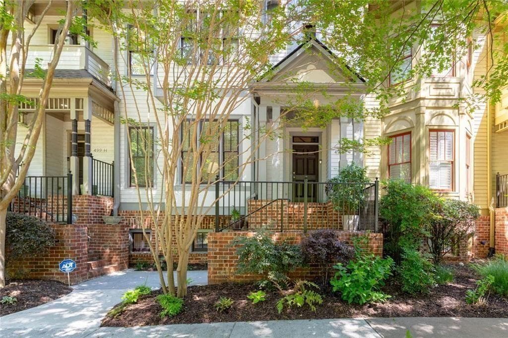 4 bedroom, 5 bathroom, 3,465 sq ft townhouse sold at 499 Moreland Avenue I, Atlanta, GA 30307