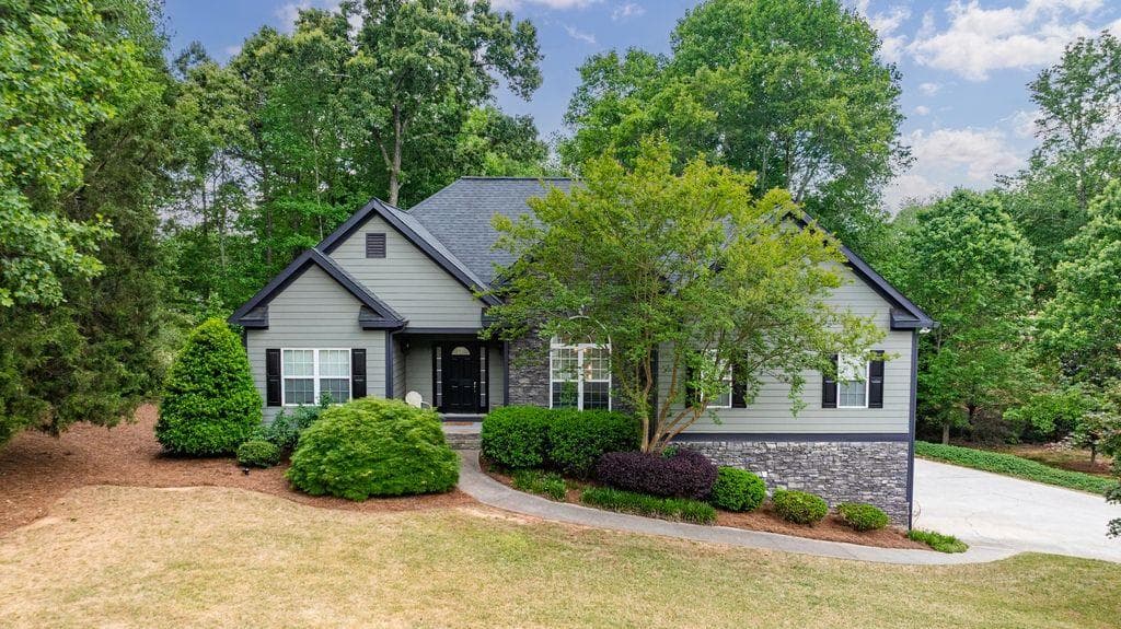 8225 Mossybrook Lane, Douglasville, GA 30135 — most recent listing photo