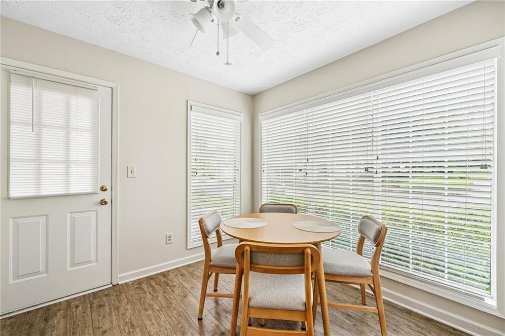 1 bedroom, 1 bathroom, 936 sq ft condominium for sale at 1212 Glenleaf Drive, Peachtree Corners, GA 30092 — photo 8