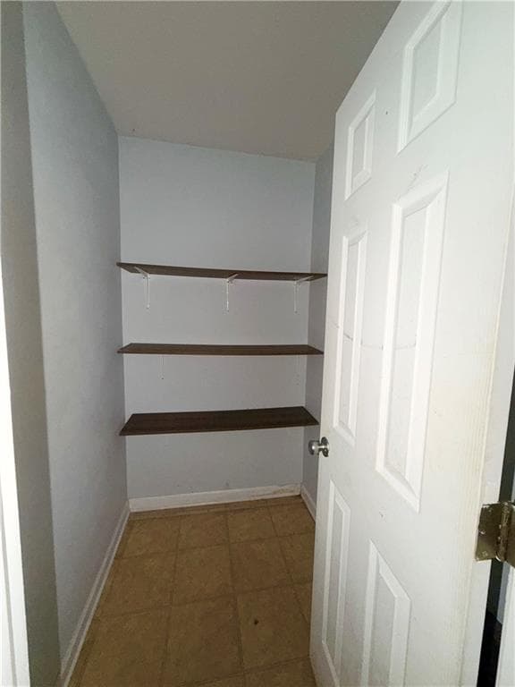 5 bedroom, 3 bathroom, 3,190 sq ft single family residence for sale at 620 Superior Way, Fairburn, GA 30213 — photo 5
