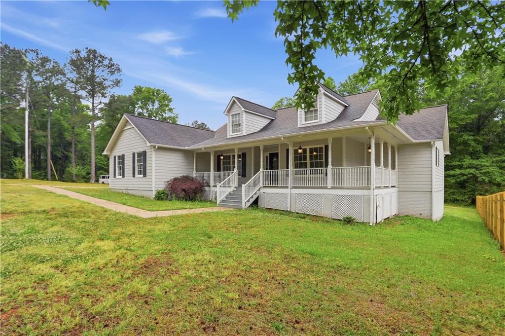 3 bedroom, 2 bathroom, 1,935 sq ft single family residence for sale at 93 Charlie Smith Drive, Senoia, GA 30276 — photo 7