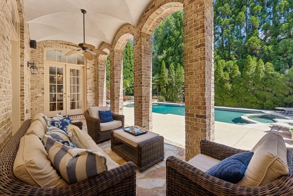 6 bedroom, 9 bathroom, 12,384 sq ft single family residence for sale at 4235 Regency Court, Atlanta, GA 30327 — photo 8