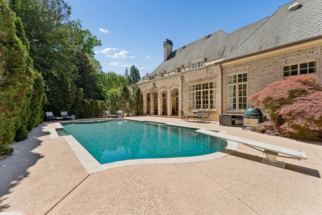 6 bedroom, 9 bathroom, 12,384 sq ft single family residence for sale at 4235 Regency Court, Atlanta, GA 30327 — photo 9