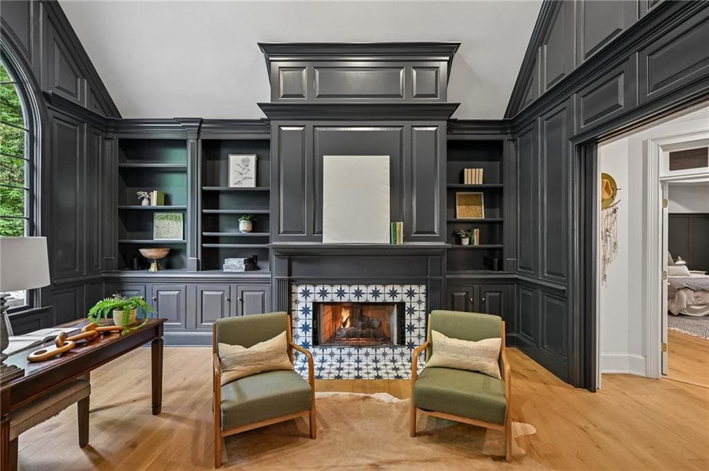 7 bedroom, 5 bathroom, 7,250 sq ft single family residence under contract at 305 Broadmeadow Cove, Roswell, GA 30075 — photo 7