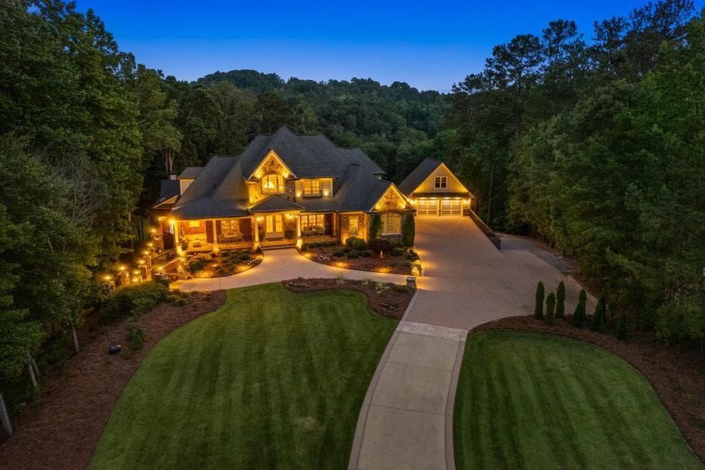 4 bedroom, 8 bathroom, 12,279 sq ft single family residence for sale at 37 Retreat Ridge, Cartersville, GA 30120 — photo 2