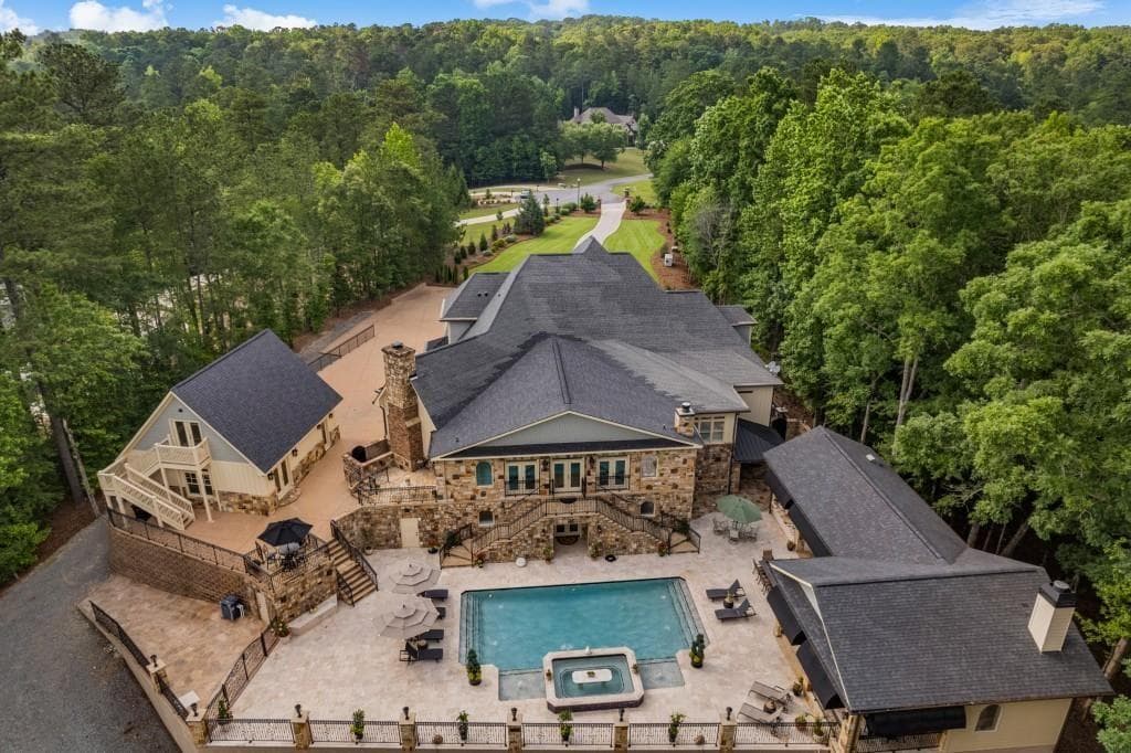 4 bedroom, 8 bathroom, 12,279 sq ft single family residence for sale at 37 Retreat Ridge, Cartersville, GA 30120 — photo 4