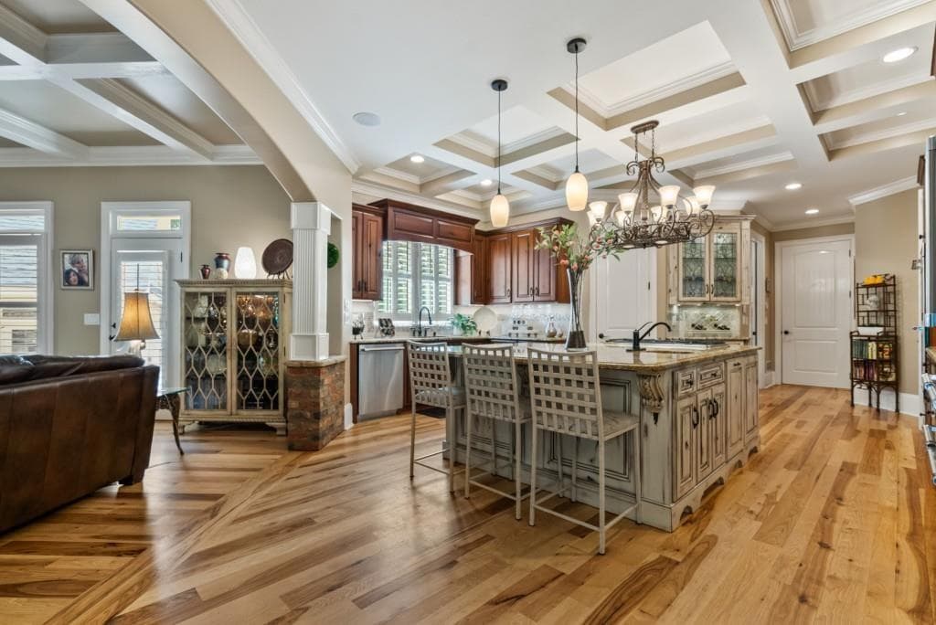 4 bedroom, 8 bathroom, 12,279 sq ft single family residence for sale at 37 Retreat Ridge, Cartersville, GA 30120 — photo 10